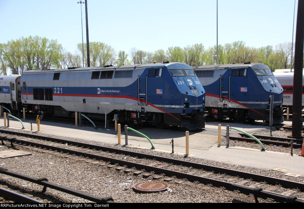 MNCR 221, 205 wait to go to NYC for rush hour.